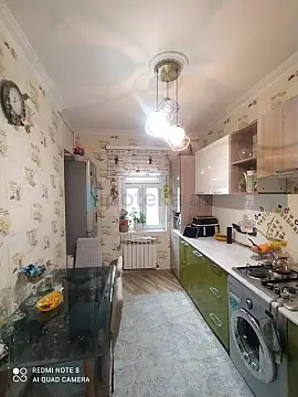 Satılır 3 otaqlı köhnə tikili 74 m²