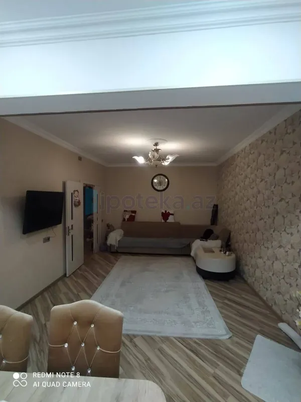 Satılır 3 otaqlı köhnə tikili 74 m²