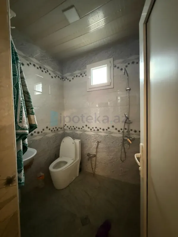 Satılır 4 otaqlı həyət evi 108 m²