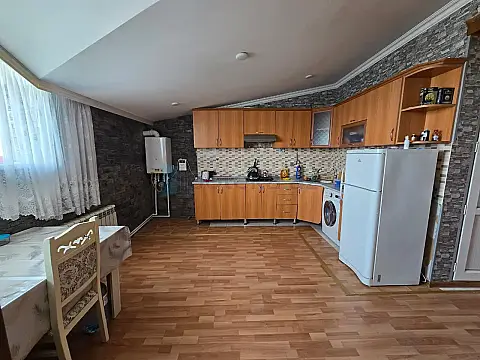 Satılır 3 otaqlı yeni tikili 95 m²