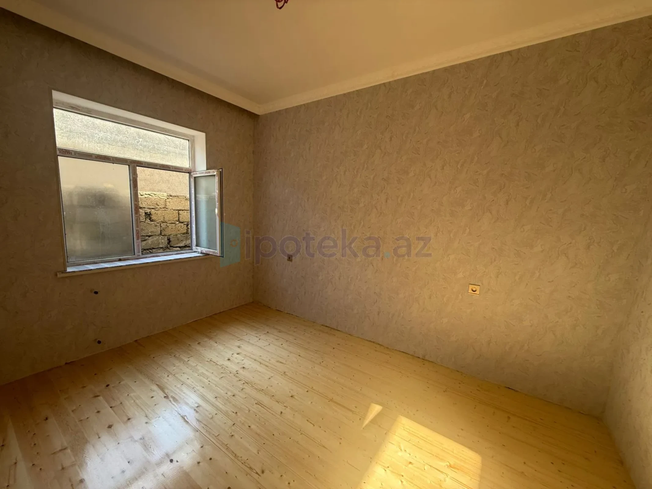 Satılır 3 otaqlı həyət evi 80 m²