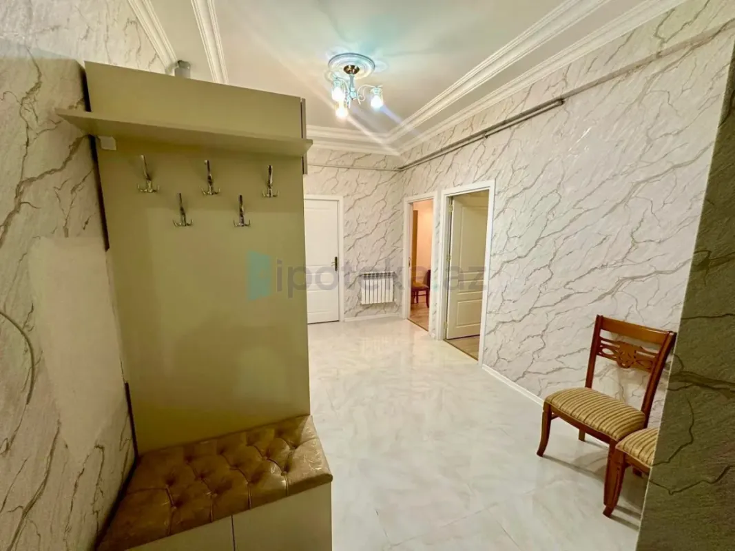 Satılır 3 otaqlı yeni tikili 75 m²