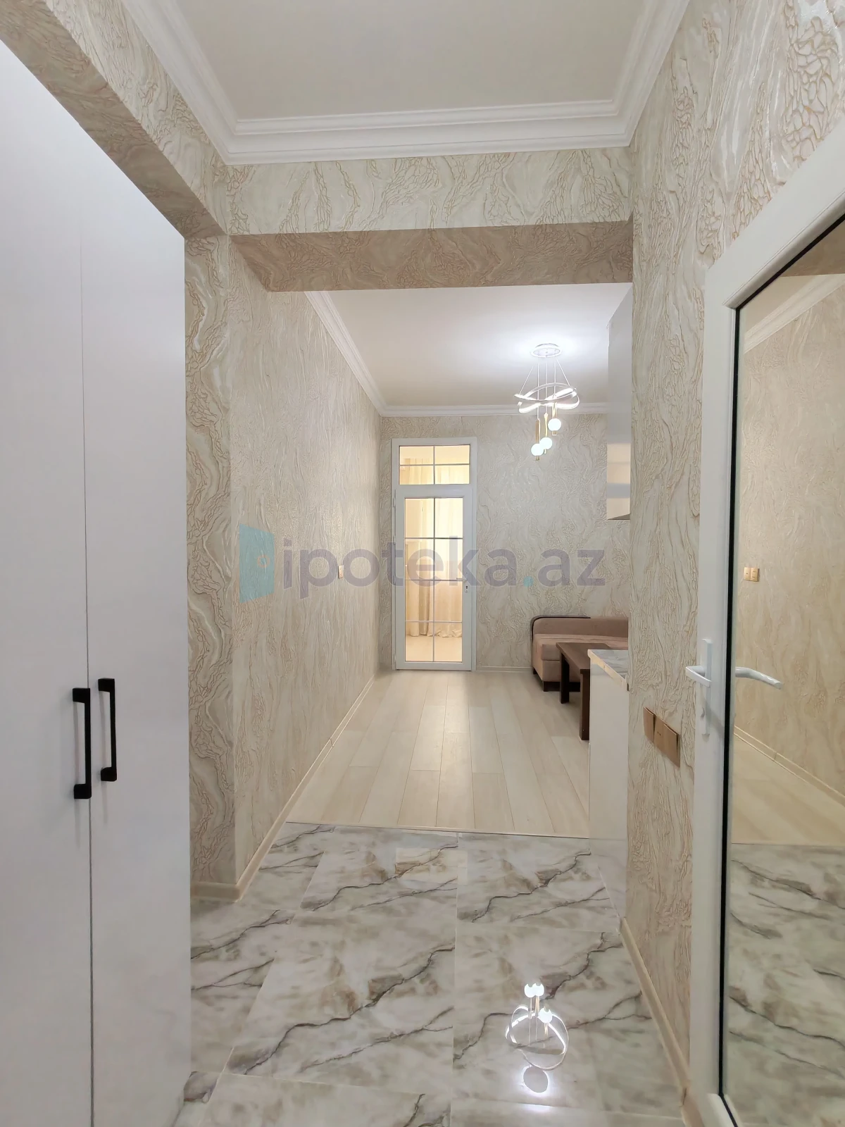 Satılır 2 otaqlı yeni tikili 31.2 m²