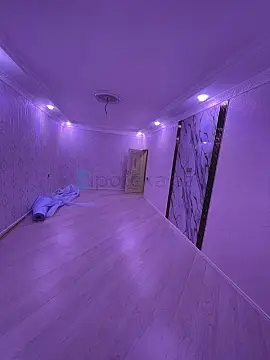 Satılır 5 otaqlı həyət evi 180 m²