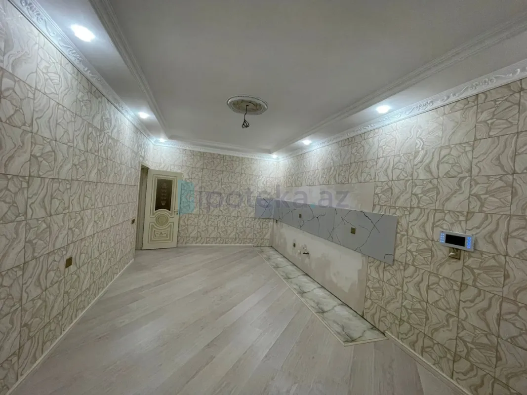 Satılır 5 otaqlı həyət evi 180 m²