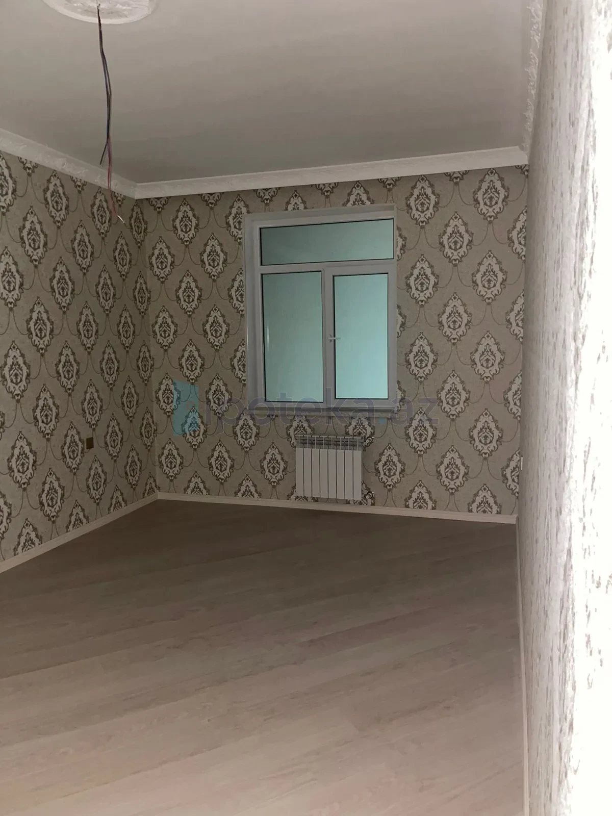 Satılır 5 otaqlı həyət evi 180 m²