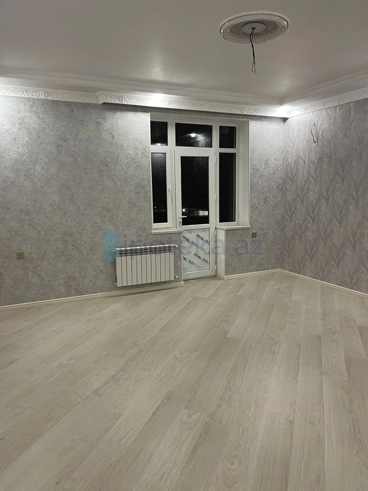 Satılır 5 otaqlı həyət evi 180 m²