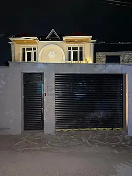 Satılır 5 otaqlı həyət evi 180 m²