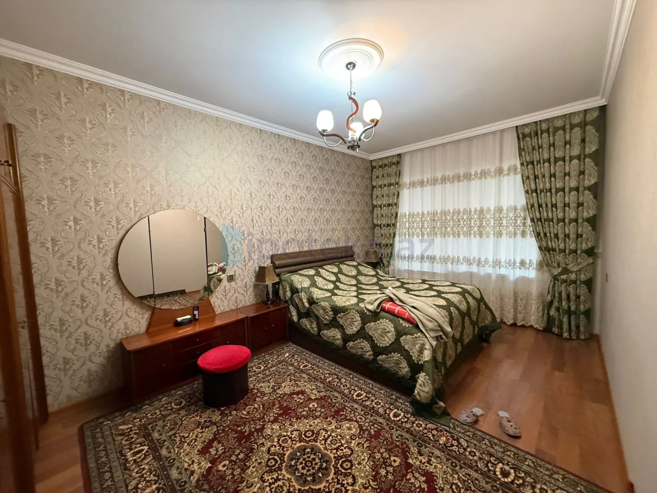 Satılır 3 otaqlı köhnə tikili 80 m²