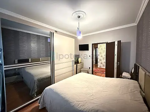 Satılır 3 otaqlı köhnə tikili 80 m²