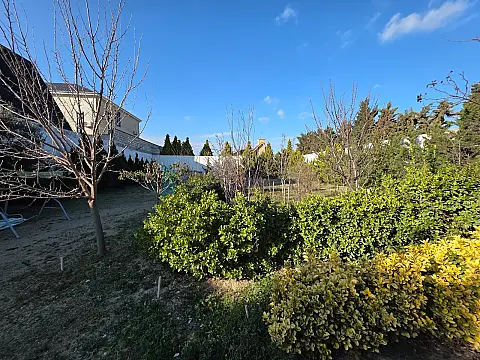 Satılır torpaq sahəsi 7 m²