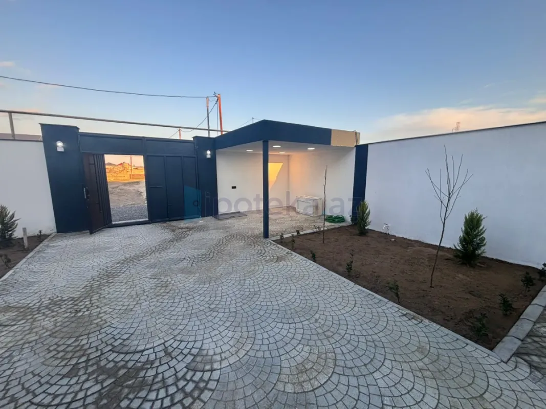 Satılır 3 otaqlı mənzil 100 m²