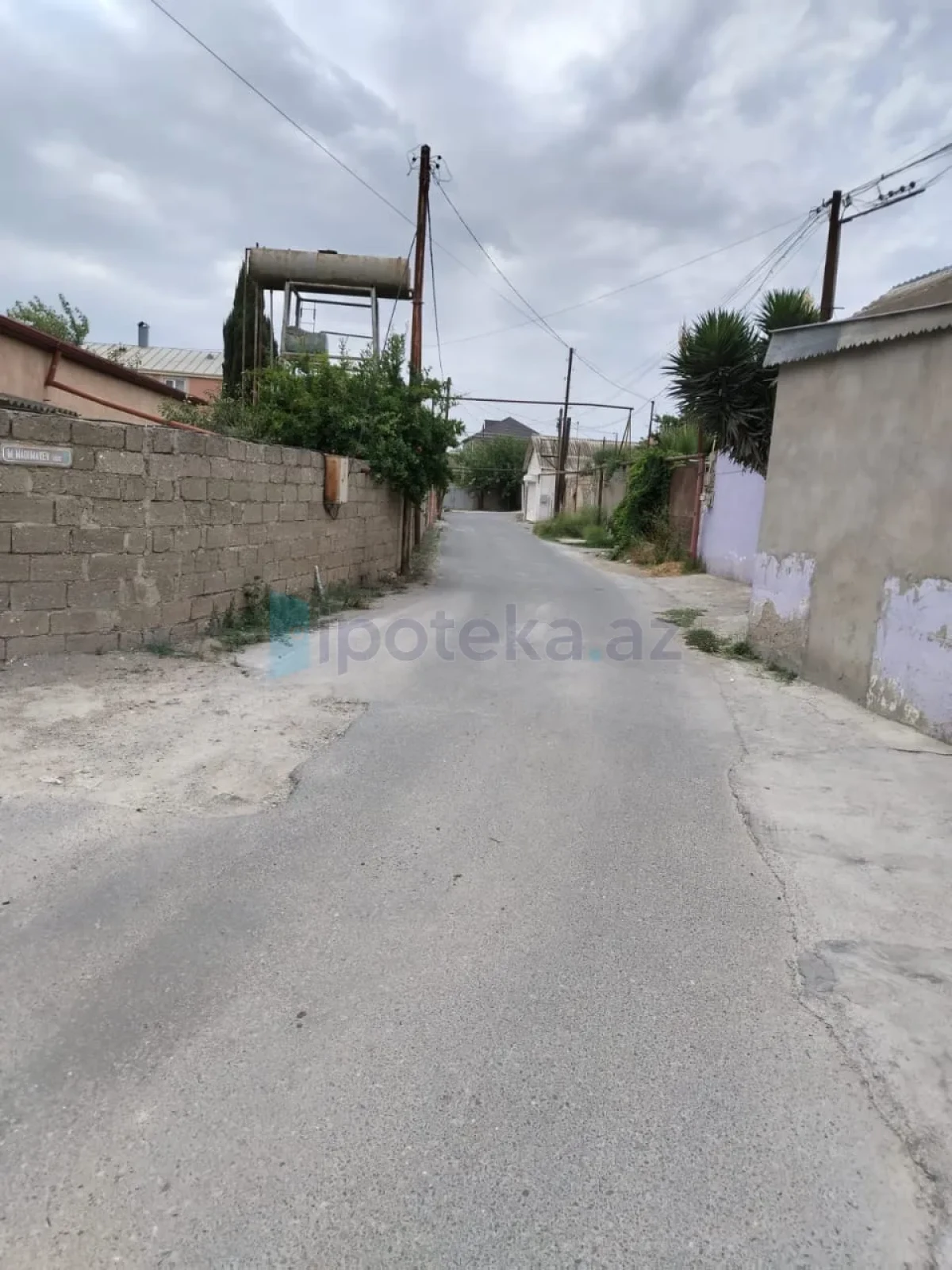 Satılır 4 otaqlı həyət evi 100 m²