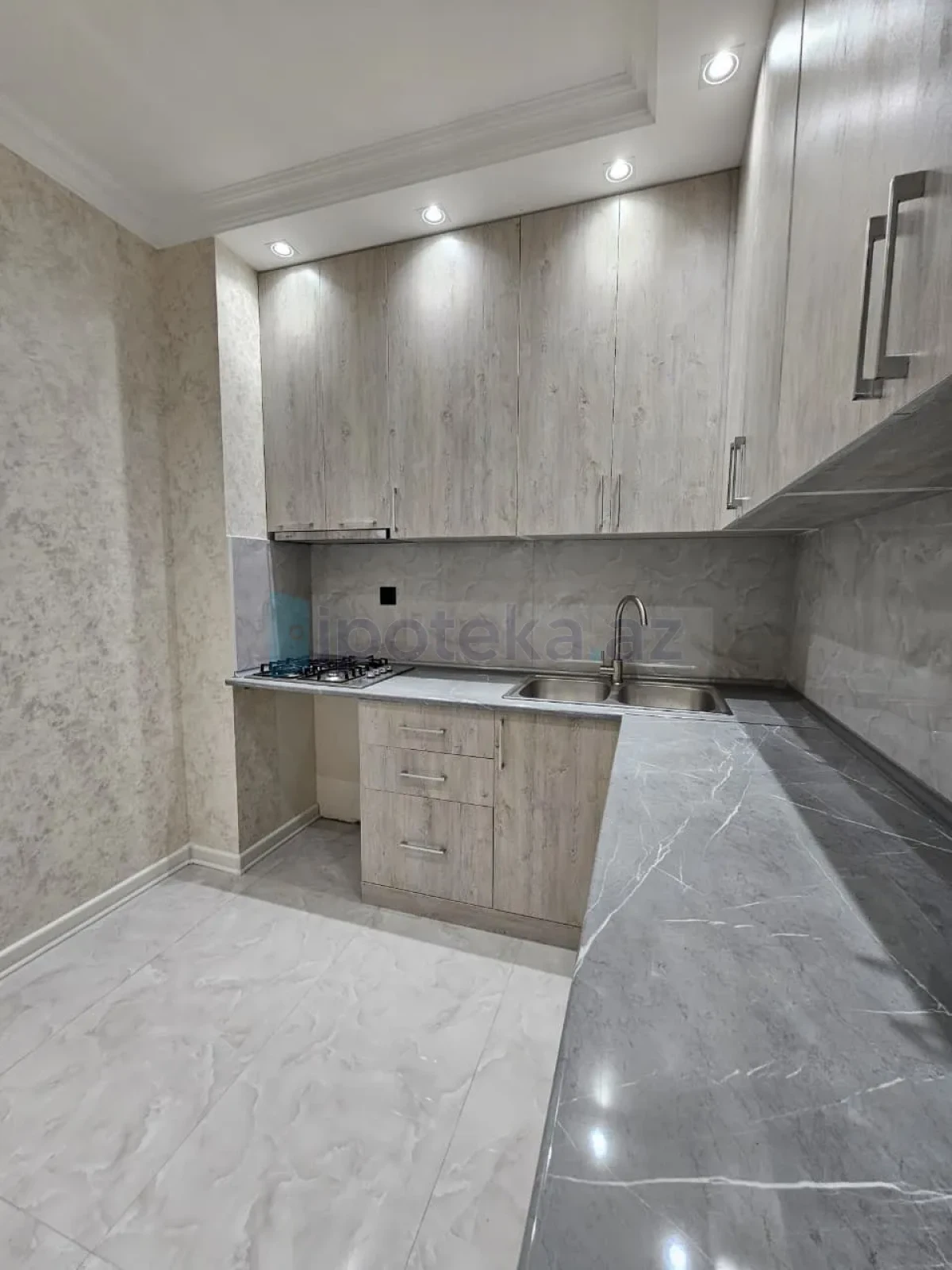 Satılır 2 otaqlı yeni tikili 54 m²