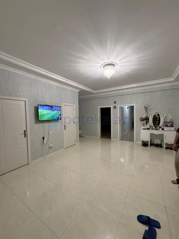 Satılır 3 otaqlı yeni tikili 151 m²