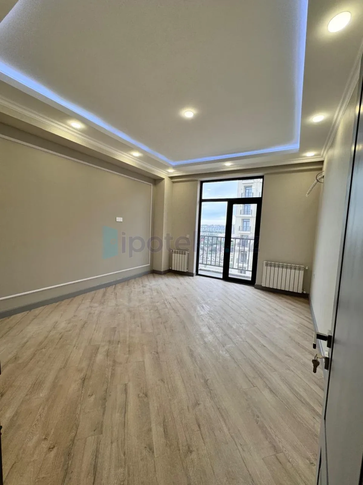 Satılır 2 otaqlı yeni tikili 82.5 m²