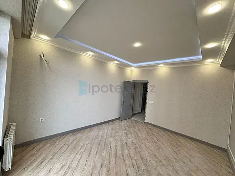 Satılır 2 otaqlı yeni tikili 82.5 m²