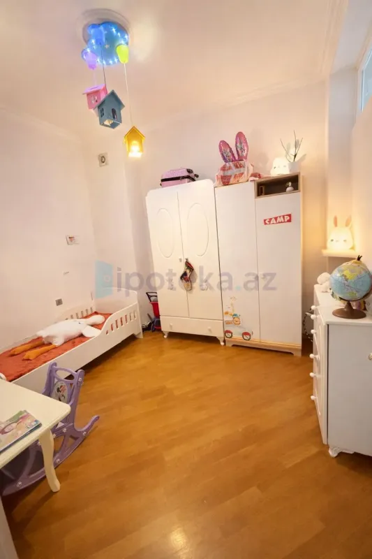 Satılır 3 otaqlı yeni tikili 100 m²