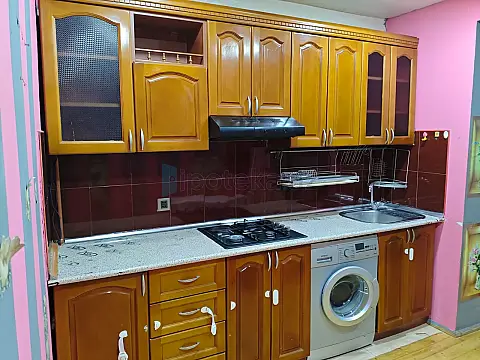 Satılır 2 otaqlı köhnə tikili 54 m²