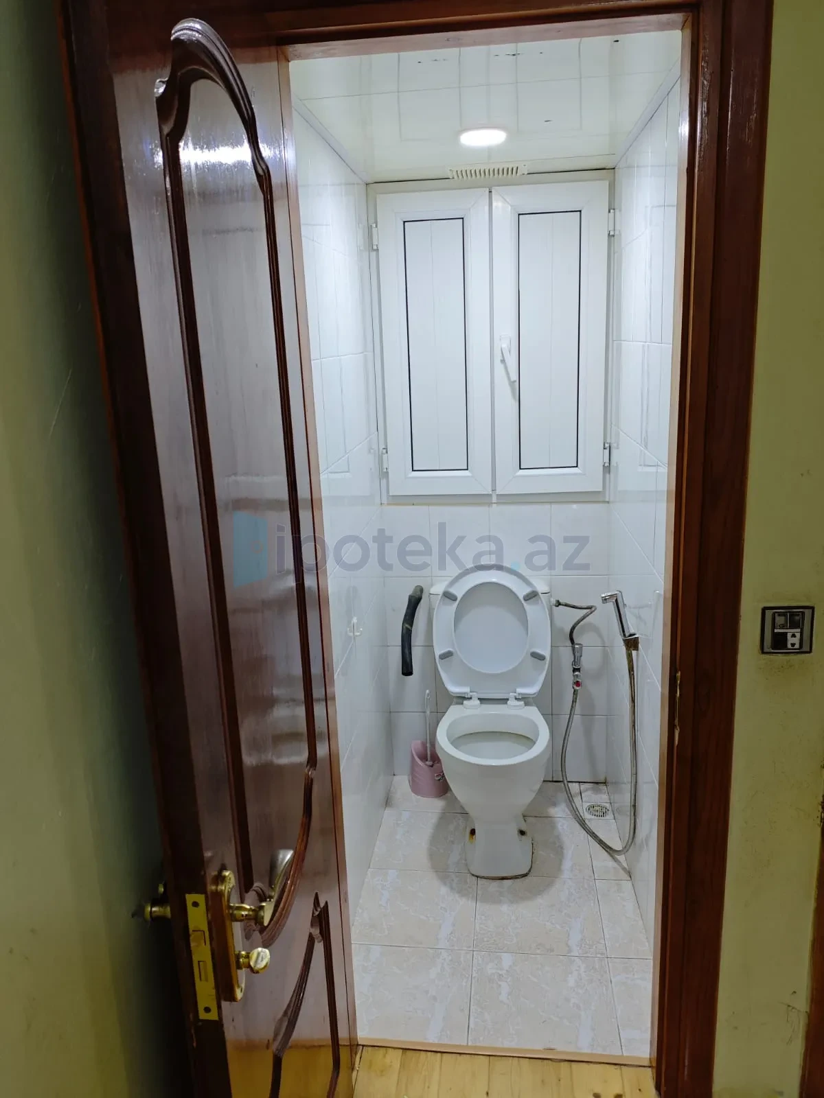 Satılır 2 otaqlı köhnə tikili 54 m²