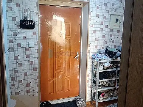 Satılır 2 otaqlı yeni tikili 50 m²