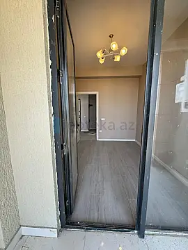 Satılır 3 otaqlı yeni tikili 80 m²