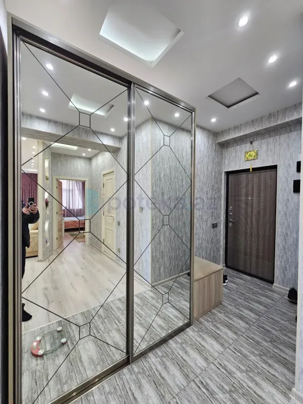 Satılır 3 otaqlı yeni tikili 88 m²