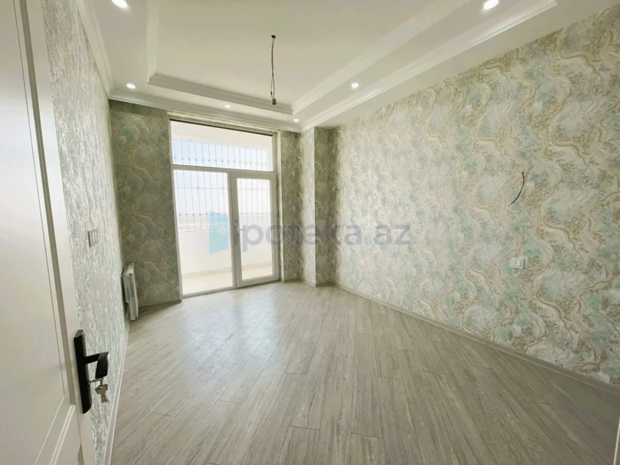 Satılır 3 otaqlı yeni tikili 85 m²