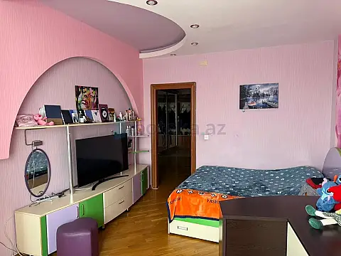 Satılır 4 otaqlı yeni tikili 191 m²
