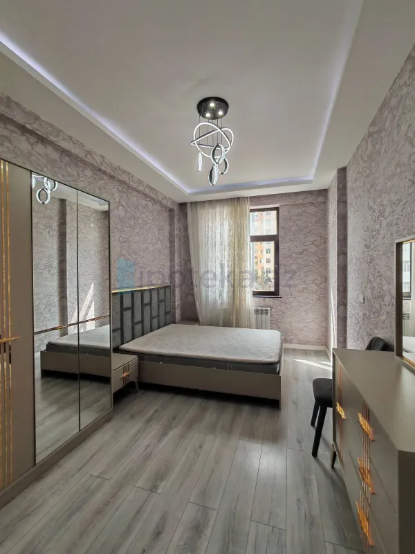 Satılır 2 otaqlı yeni tikili 62 m²