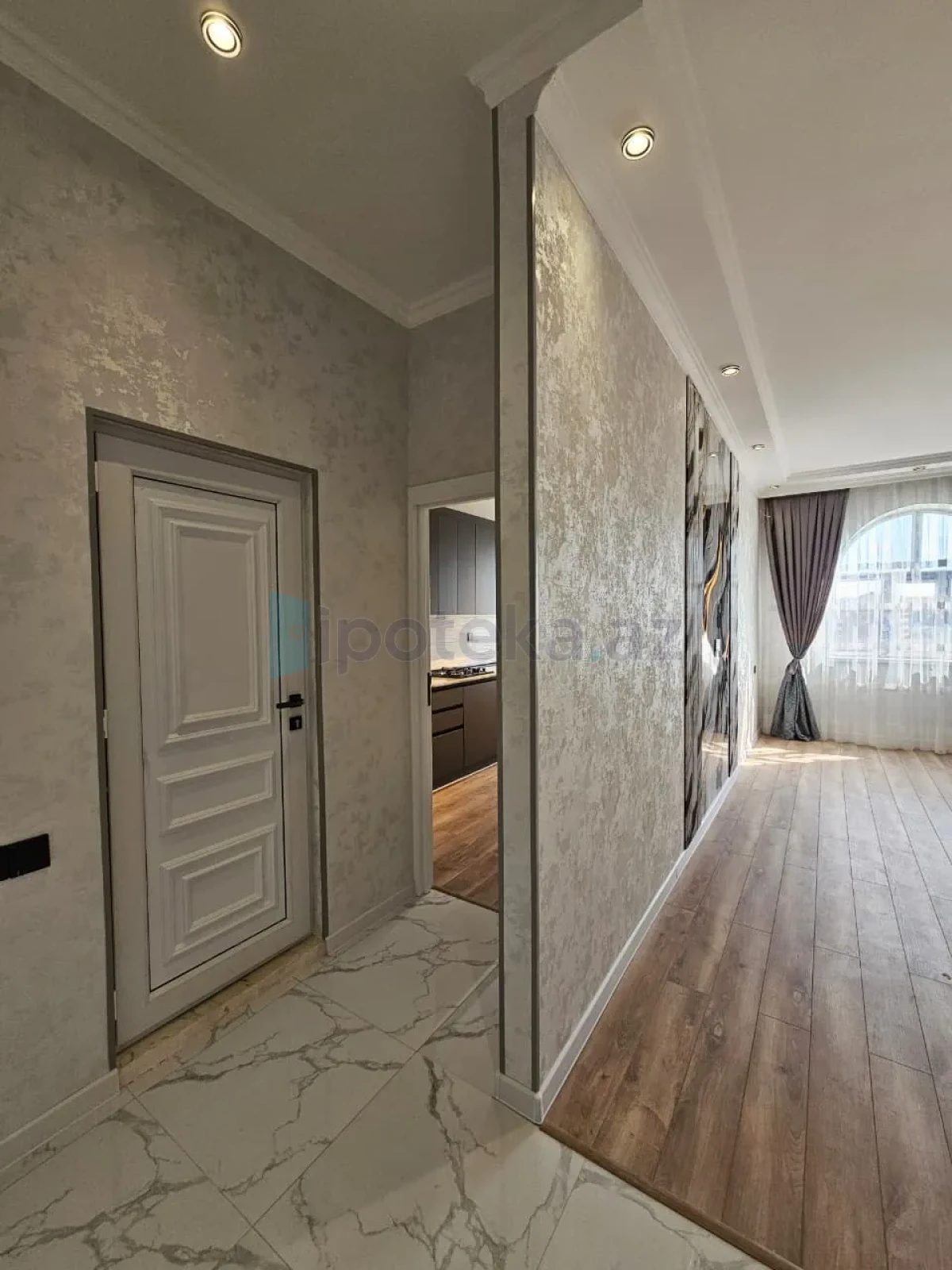 Satılır 3 otaqlı yeni tikili 92 m²