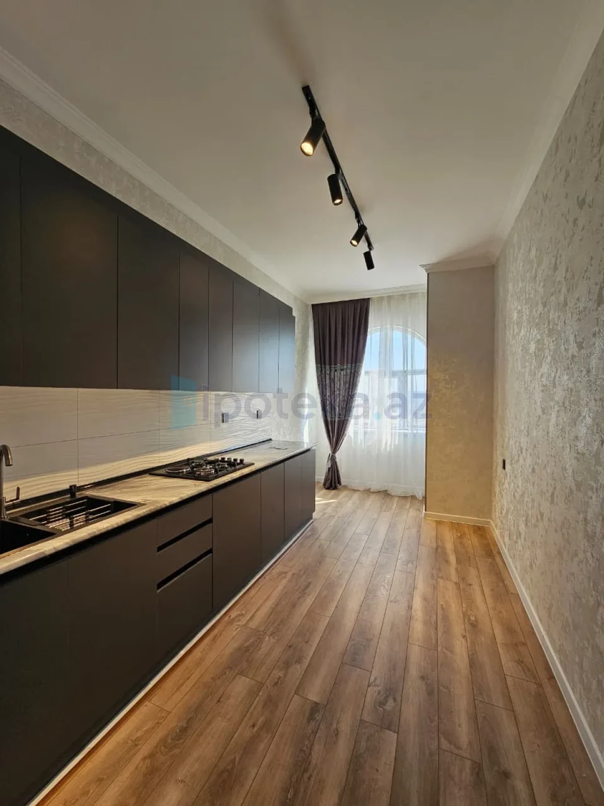 Satılır 3 otaqlı yeni tikili 92 m²