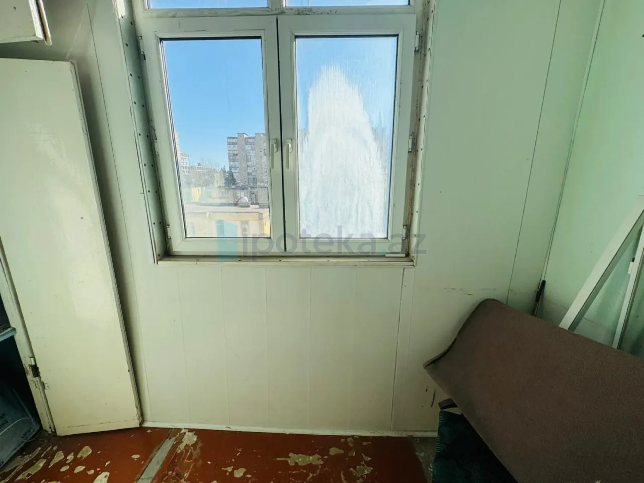 Satılır 2 otaqlı köhnə tikili 60 m²