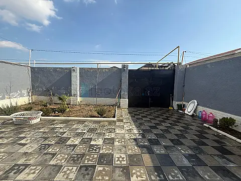 Satılır 4 otaqlı həyət evi 120 m²