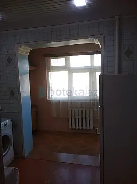 Satılır 2 otaqlı köhnə tikili 60 m²