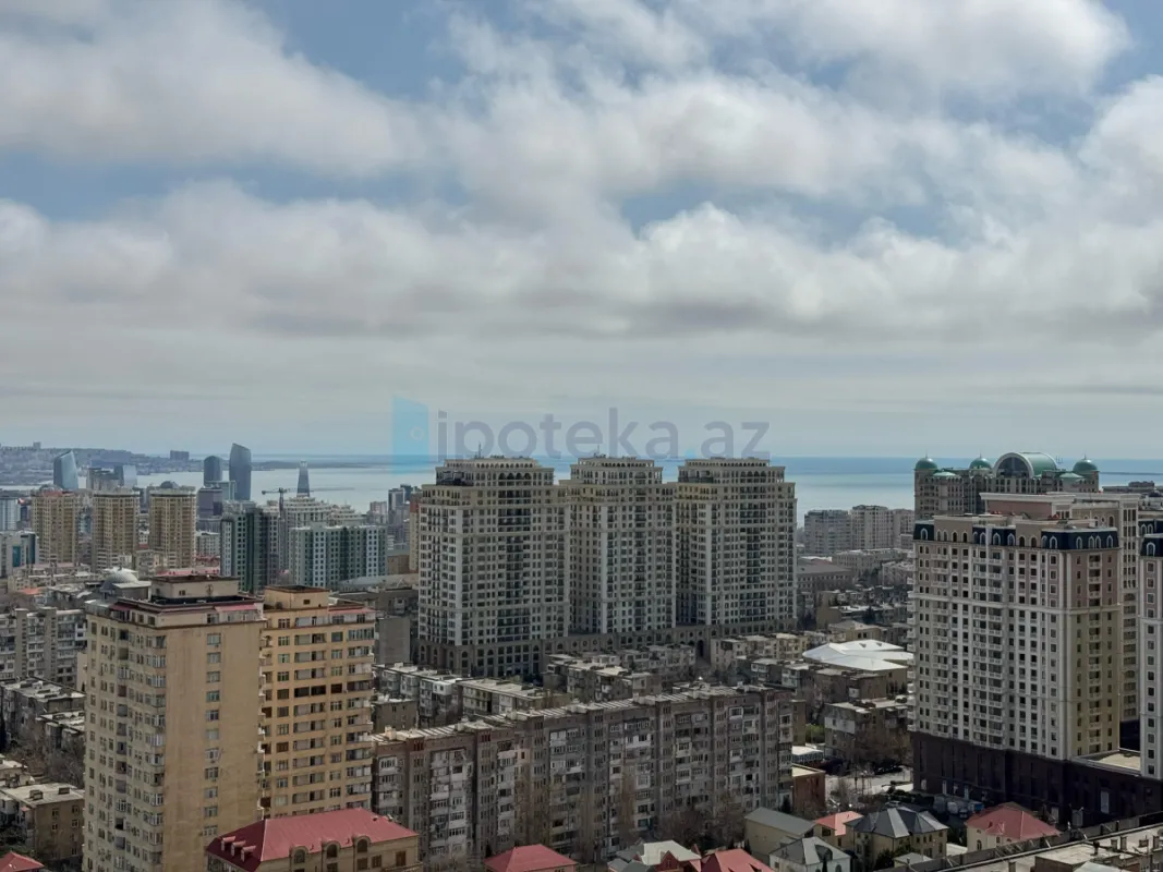 Satılır 4 otaqlı yeni tikili 145 m²