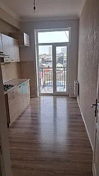Satılır 3 otaqlı yeni tikili 85 m²
