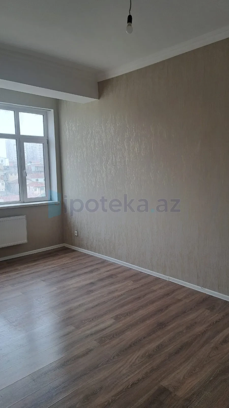 Satılır 3 otaqlı yeni tikili 85 m²