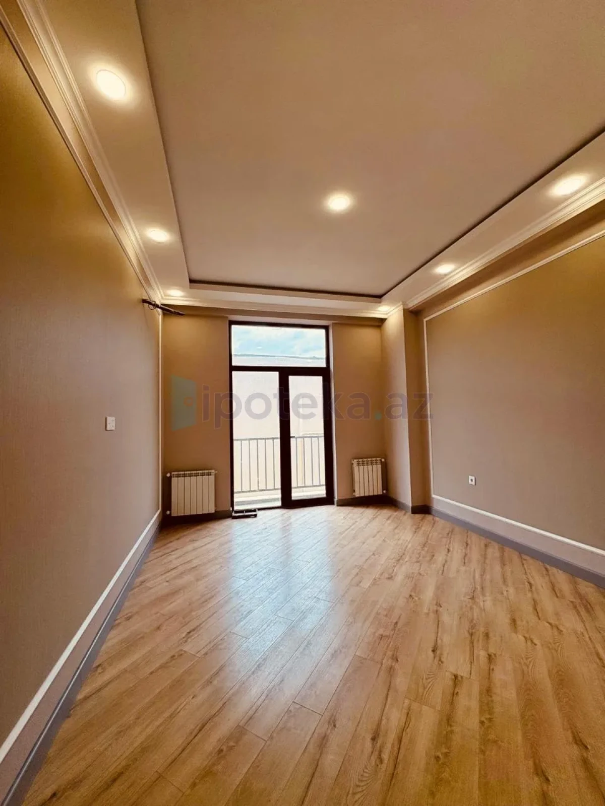 Satılır 2 otaqlı yeni tikili 82.5 m²