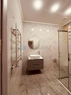 Satılır 2 otaqlı yeni tikili 82.5 m²
