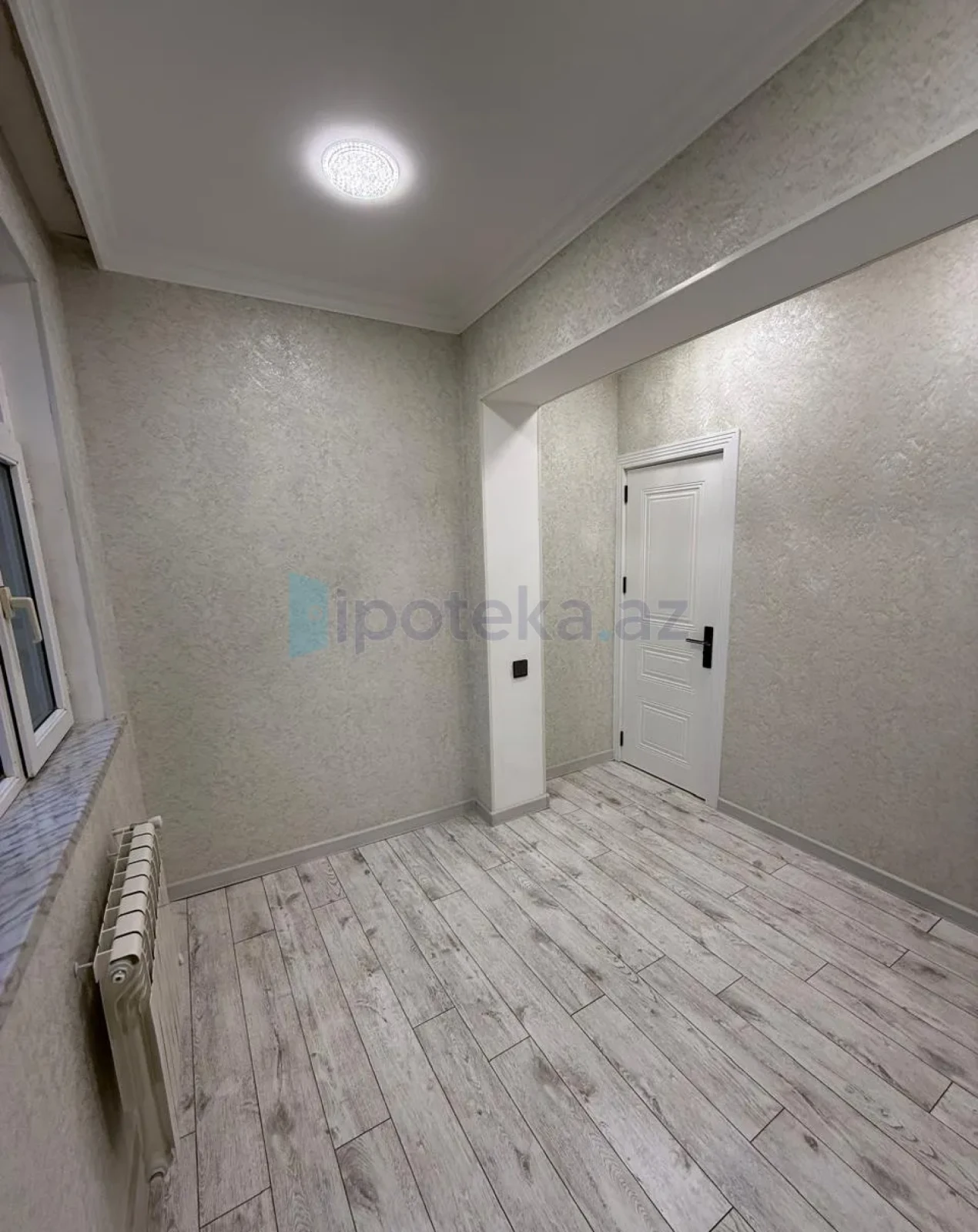 Satılır 2 otaqlı köhnə tikili 45 m²