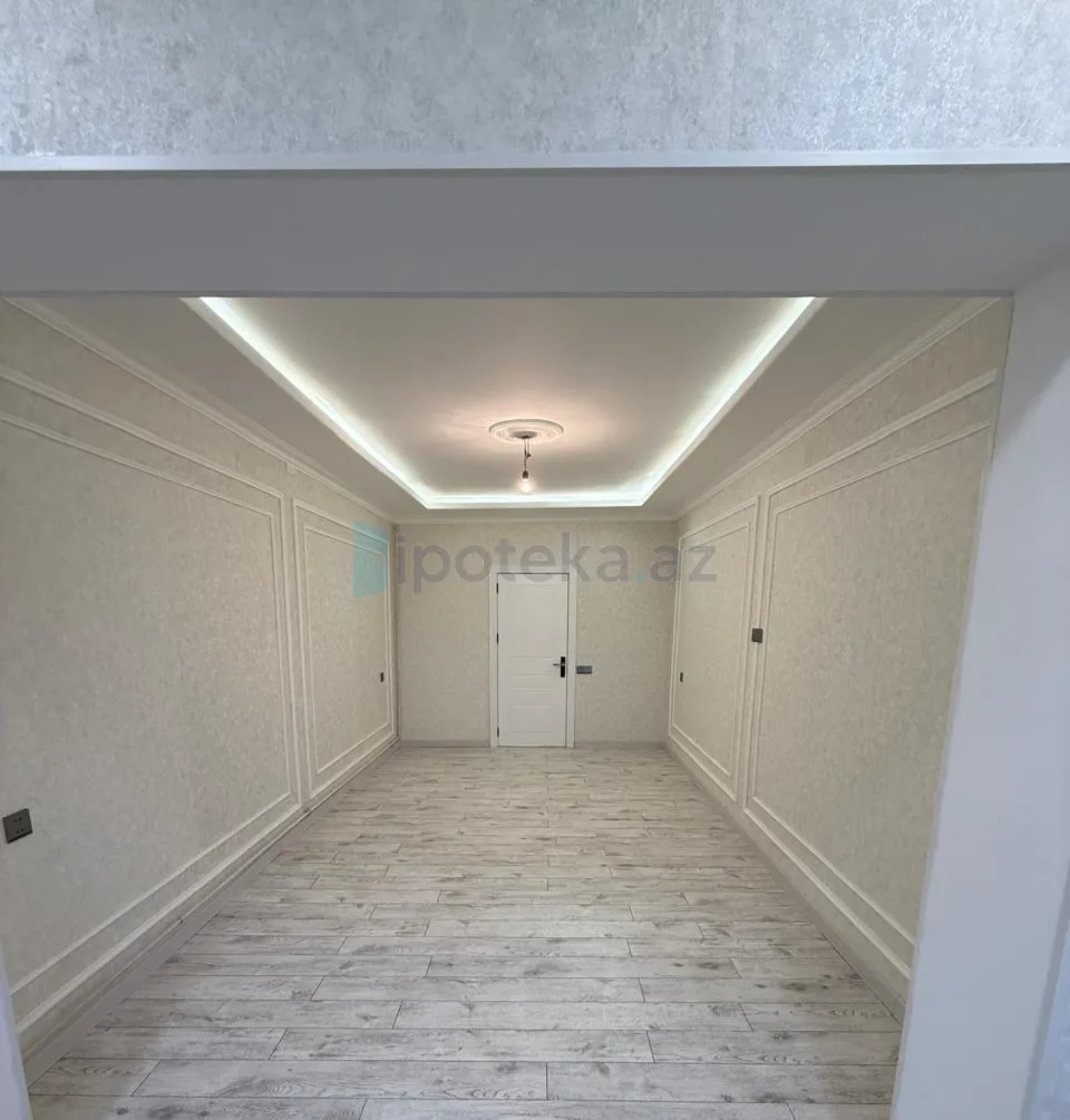 Satılır 2 otaqlı köhnə tikili 45 m²