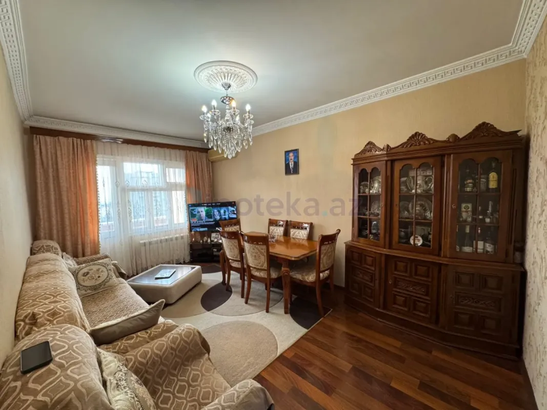 Satılır 3 otaqlı köhnə tikili 80 m²