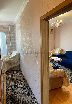 Satılır 2 otaqlı köhnə tikili 60 m²