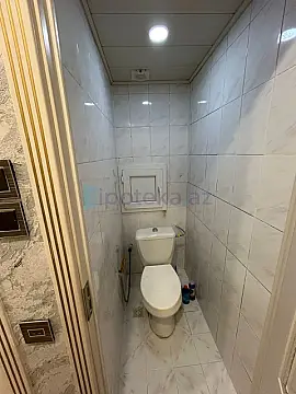 Satılır 2 otaqlı köhnə tikili 60 m²