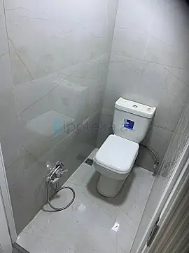 Satılır 3 otaqlı köhnə tikili 75 m²