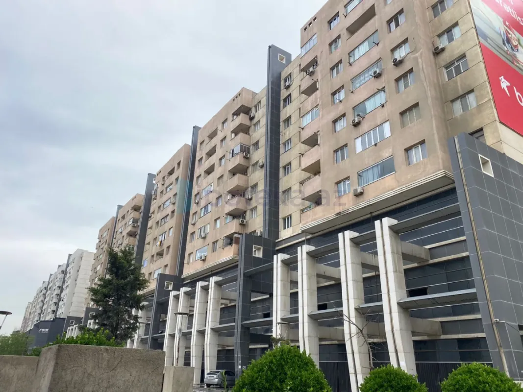 Satılır 2 otaqlı yeni tikili 70 m²