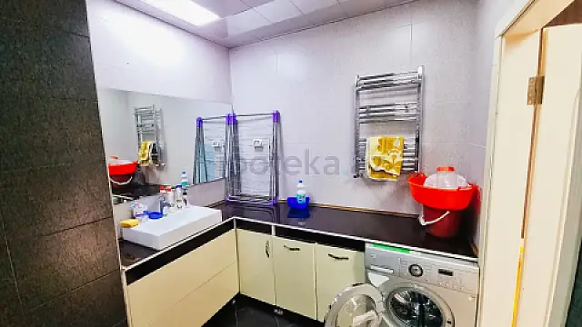 Satılır 4 otaqlı yeni tikili 132 m²