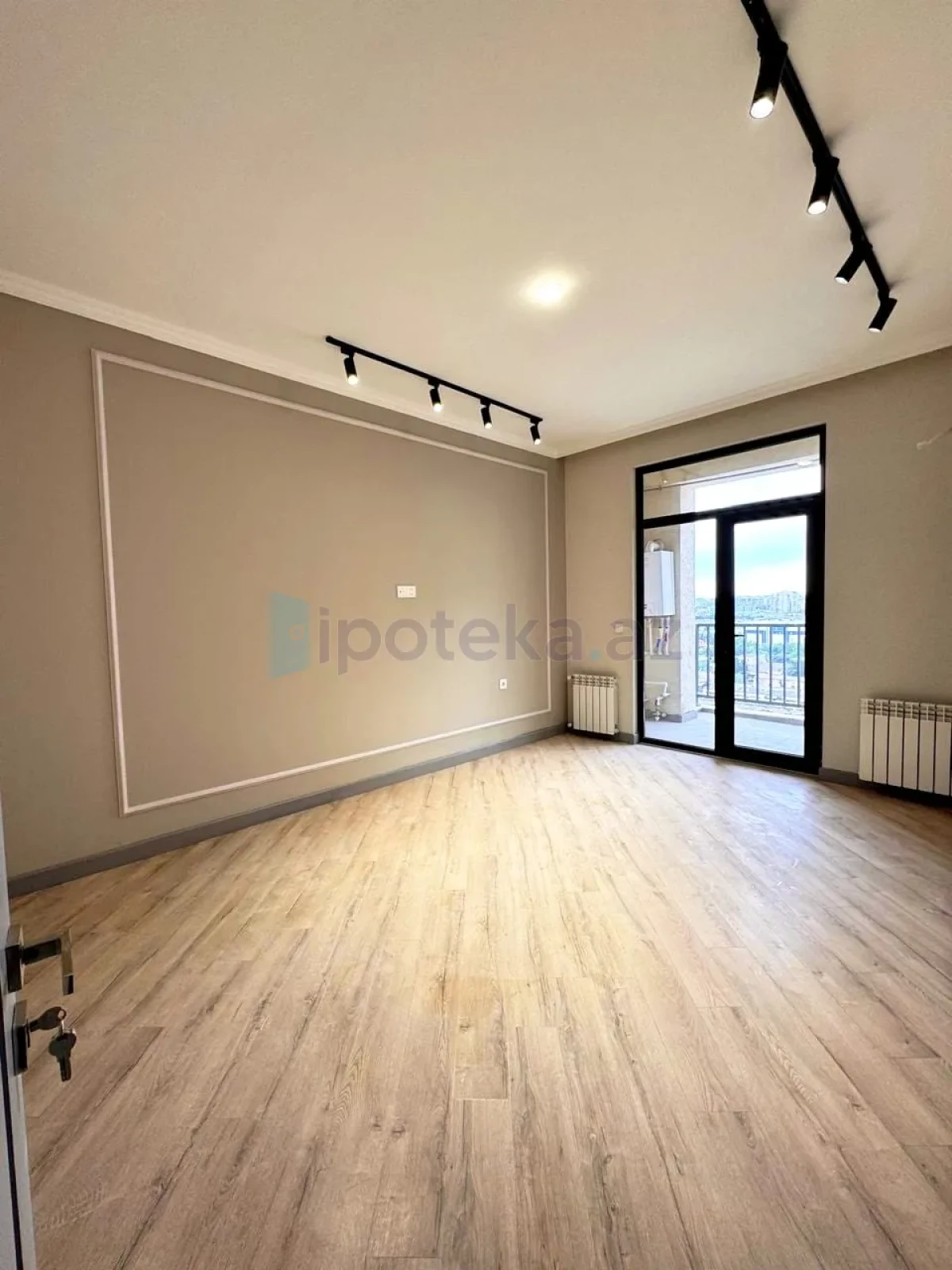 Satılır 2 otaqlı yeni tikili 82.5 m²