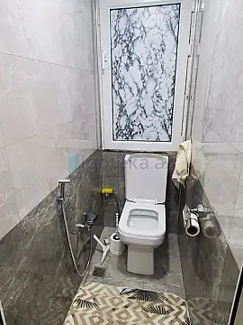 Satılır 3 otaqlı köhnə tikili 70 m²